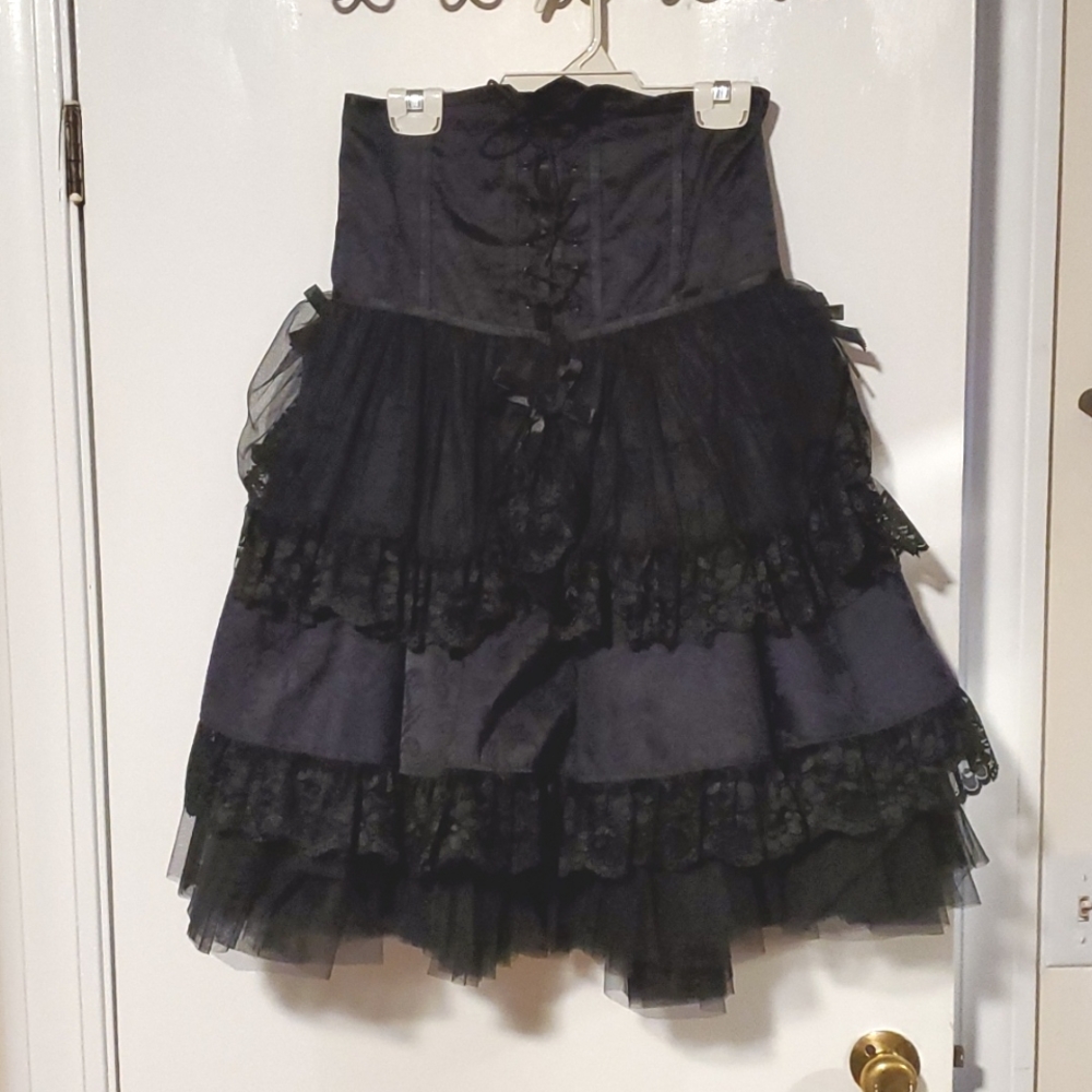 Dark star corset high rise skirt. Size m/l purple and black brocade